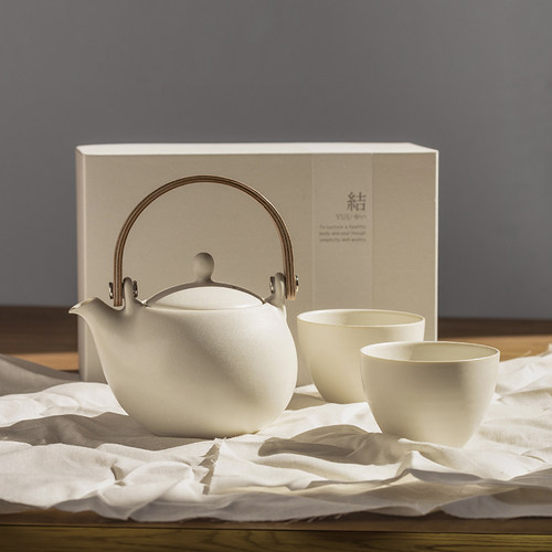围炉煮茶茶壶茶杯白瓷茶具
