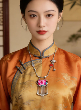 新中式禅意荷花刺绣多宝毛衣链