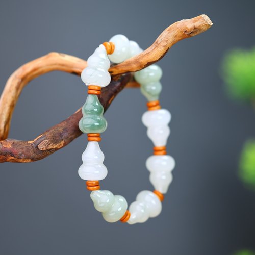 天然天山翠白绿葫芦玉石手串