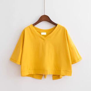 搭配高腰牛仔阔腿裤工装裤的上衣服帅气女生嘻哈爵士短款露脐t恤