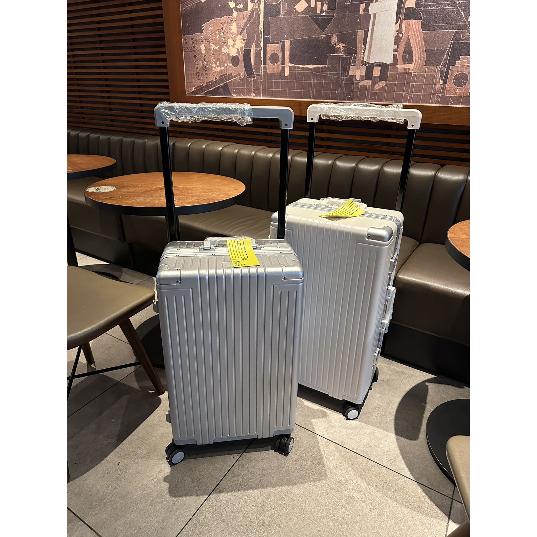 官方旗舰店少量大牌行李箱密码登机箱24寸静音万向轮旅行箱26寸超