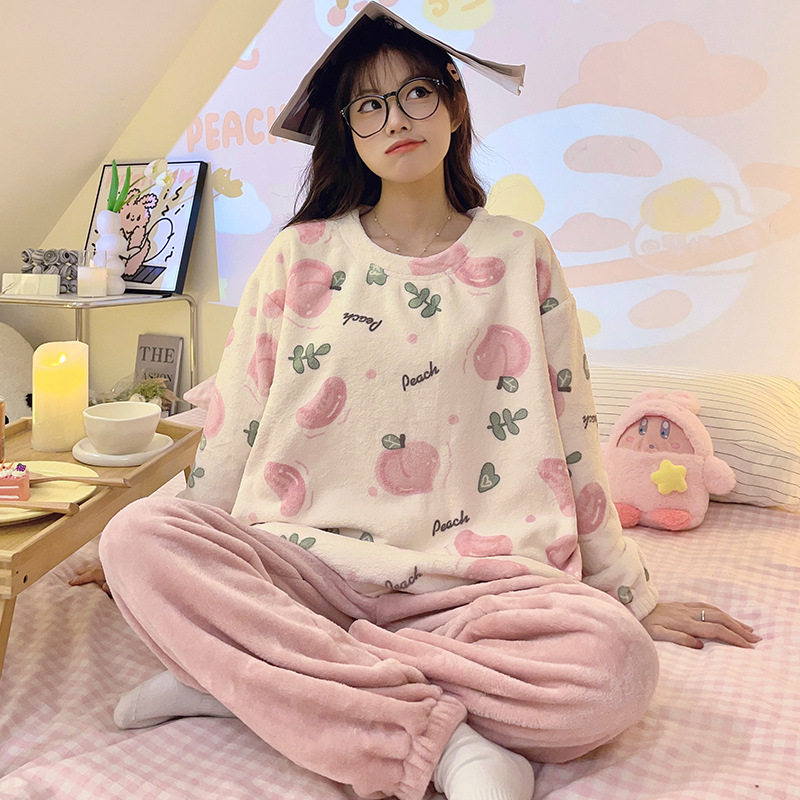 睡衣女秋冬季节法兰绒加厚甜美可爱韩版珊瑚绒圆领睡衣家居服