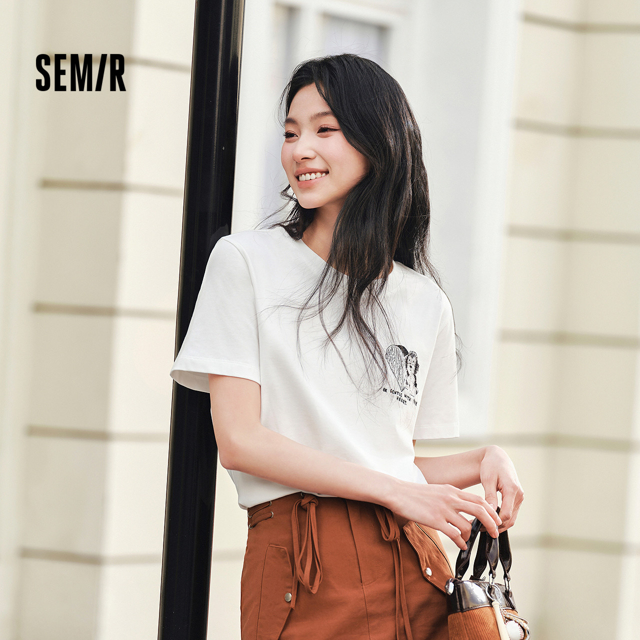 森马小狗刺绣纯棉宽松短袖T恤女图片