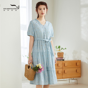 依伽依佳2023夏新品连衣裙女碎花时尚气质文艺修身中长裙ESXL003