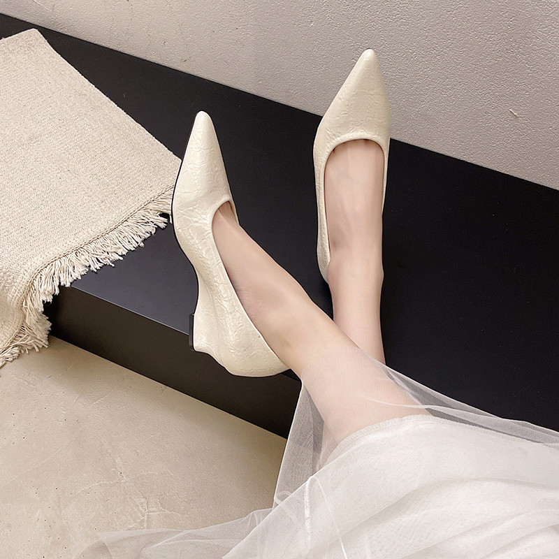 法式尖头平底银色浅口单鞋2026春秋季晚晚风通勤气质温柔奶奶鞋女,女鞋,浅口单鞋,淘宝优惠券,粉丝福利购,淘宝优惠卷