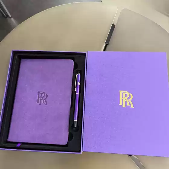 Suitable for Rolls-Royce Notebook Signature Pen Gift Box, Purple Notepad, Gel Pen, Soft Surface Diary