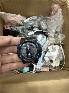 杂款手表无配件 有些只有表头 随机发一个 全是坏机 会修的拍