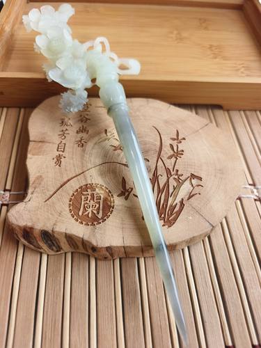 高档精调天然岫玉簪花馈赠礼品送女朋友送母亲一件代发