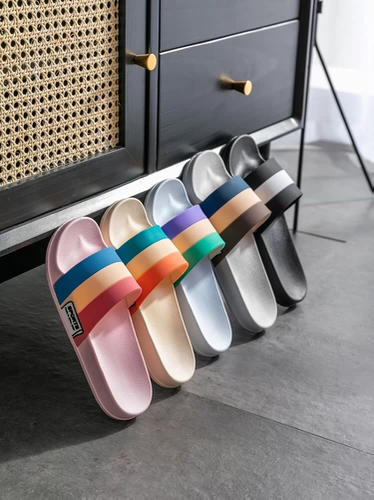 Слайдеры, летние тапочки, мужская модная нескользящая обувь на платформе для влюбленных