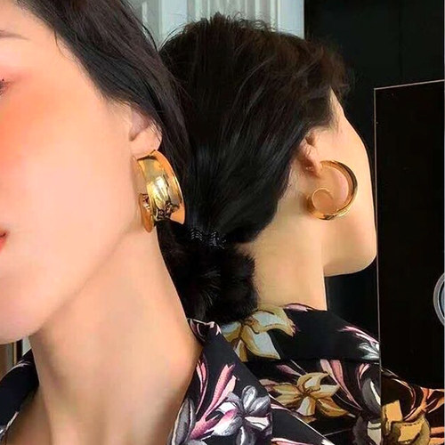 小众复古风半圆夸张耳环网红同款