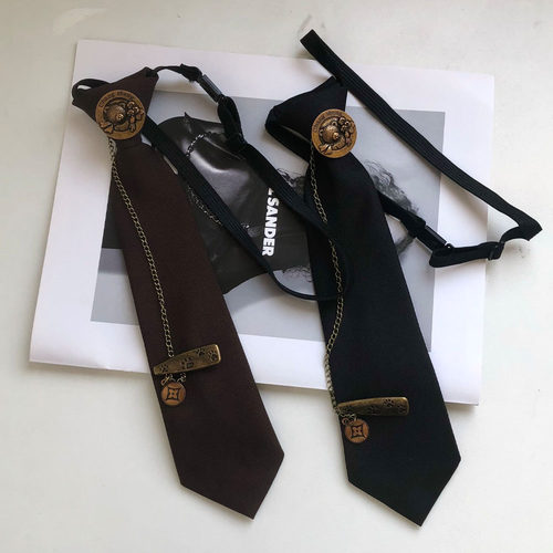 高级感做旧古铜色链条小熊领带女