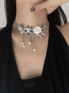 金属蝴蝶花朵珍珠流苏项链女颈链