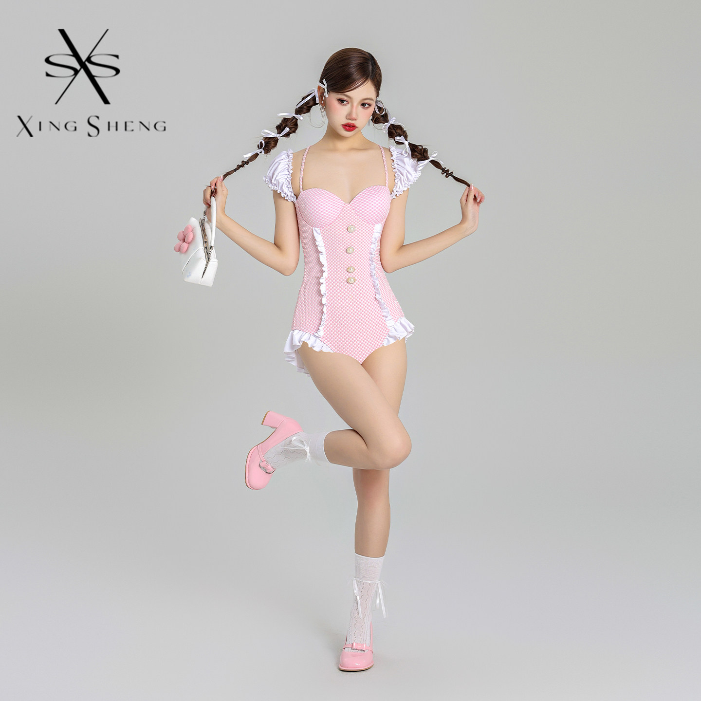 游泳衣女夏季2024新款连体高级感纯欲风网红遮肚子显瘦泡温泉度假