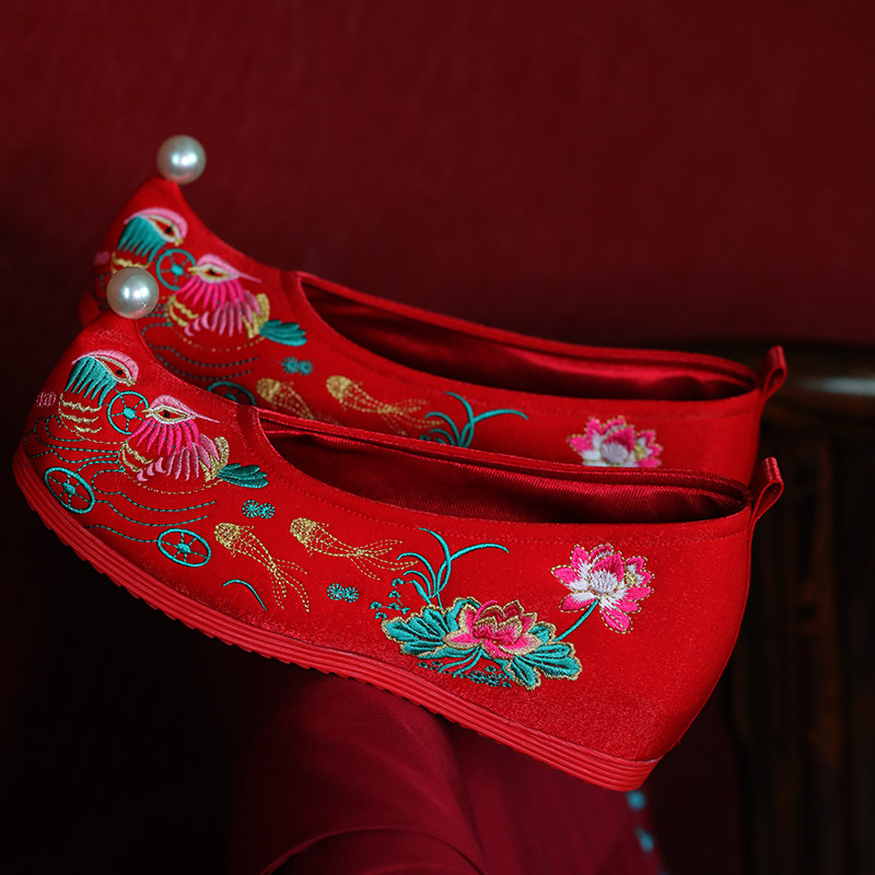 原创鸳鸯连理枝汉婚鞋囍鞋喜鞋翘头鞋弓鞋国风搭配汉服红色绣花鞋
