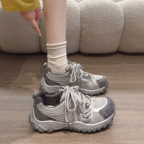 厚底登山老爹鞋女2026秋季新款透气网面百搭丑萌休闲运动鞋女鞋子