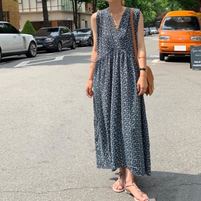 韩版大码女装V领碎花印花