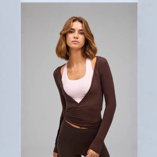 Long sleeved sports top women's fashion trend knitwear