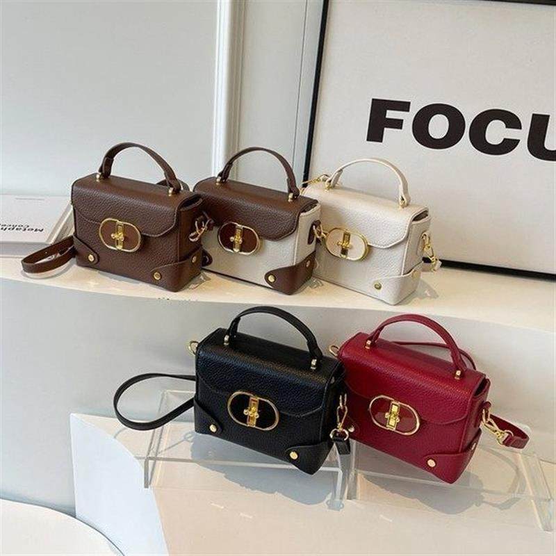 高级感撞色小包包2024新款女包流行爆款百搭斜挎包时尚手提小方包,箱包皮具/热销女包/男包,通用款女包,淘宝优惠券,粉丝福利购,淘宝优惠卷