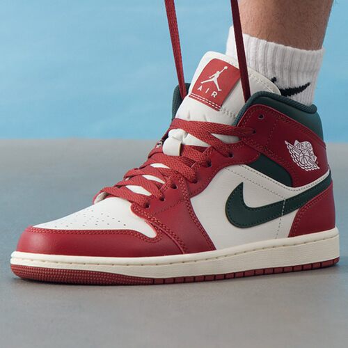 正品耐克男鞋AIR JORDAN 1高帮篮球鞋AJ1运动休闲鞋DQ8426 HV4091