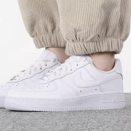 正品耐克NIKE AIR FORCE 1空军一号学生青少年运动休闲板鞋DH2920