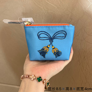 小可爱！雅诗兰黛宝蓝色丝稠小包流苏图迷你收纳包化妆包手拿包