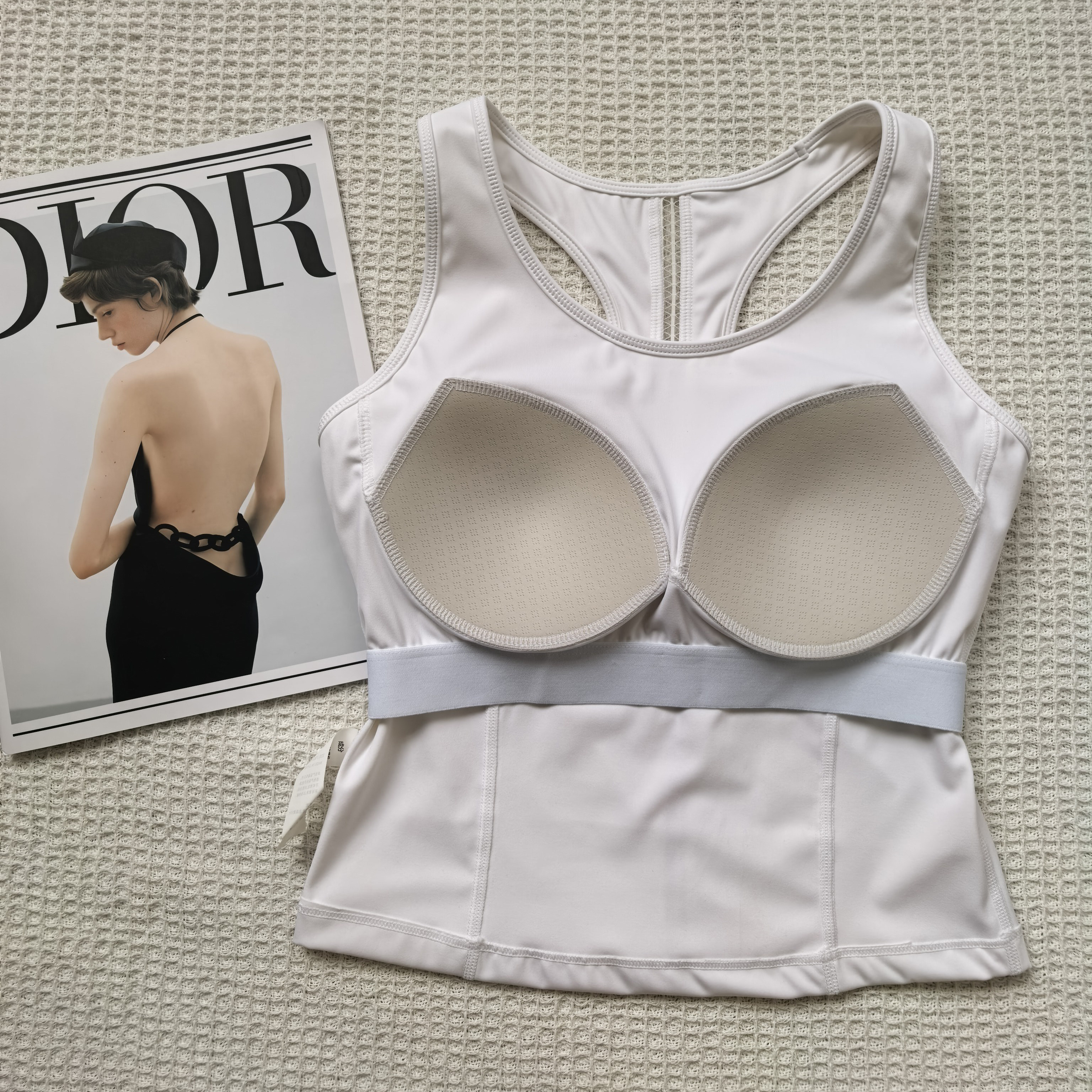 专业运动内衣女瑜伽健身跑步防震一体式文胸速干透气美背工字背心