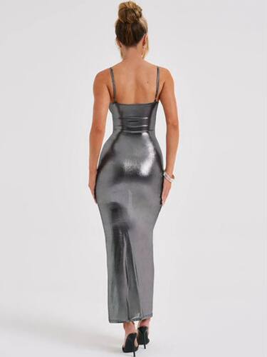 女士露肩修身吊带连衣裙