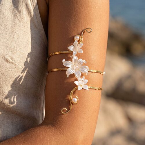 Cross-border fashion arm bracelet for ladies on vacation臂镯