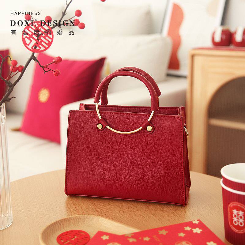 红色婚包女新娘包结婚用品大全女方陪嫁包大容量礼金包伴娘手提包