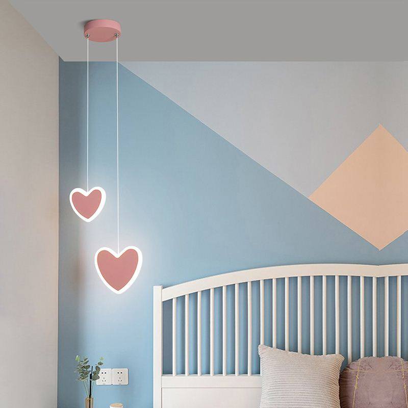 女孩房新款网红灯床头蝴蝶心形装饰童趣简约现代温馨浪漫卧室吊灯