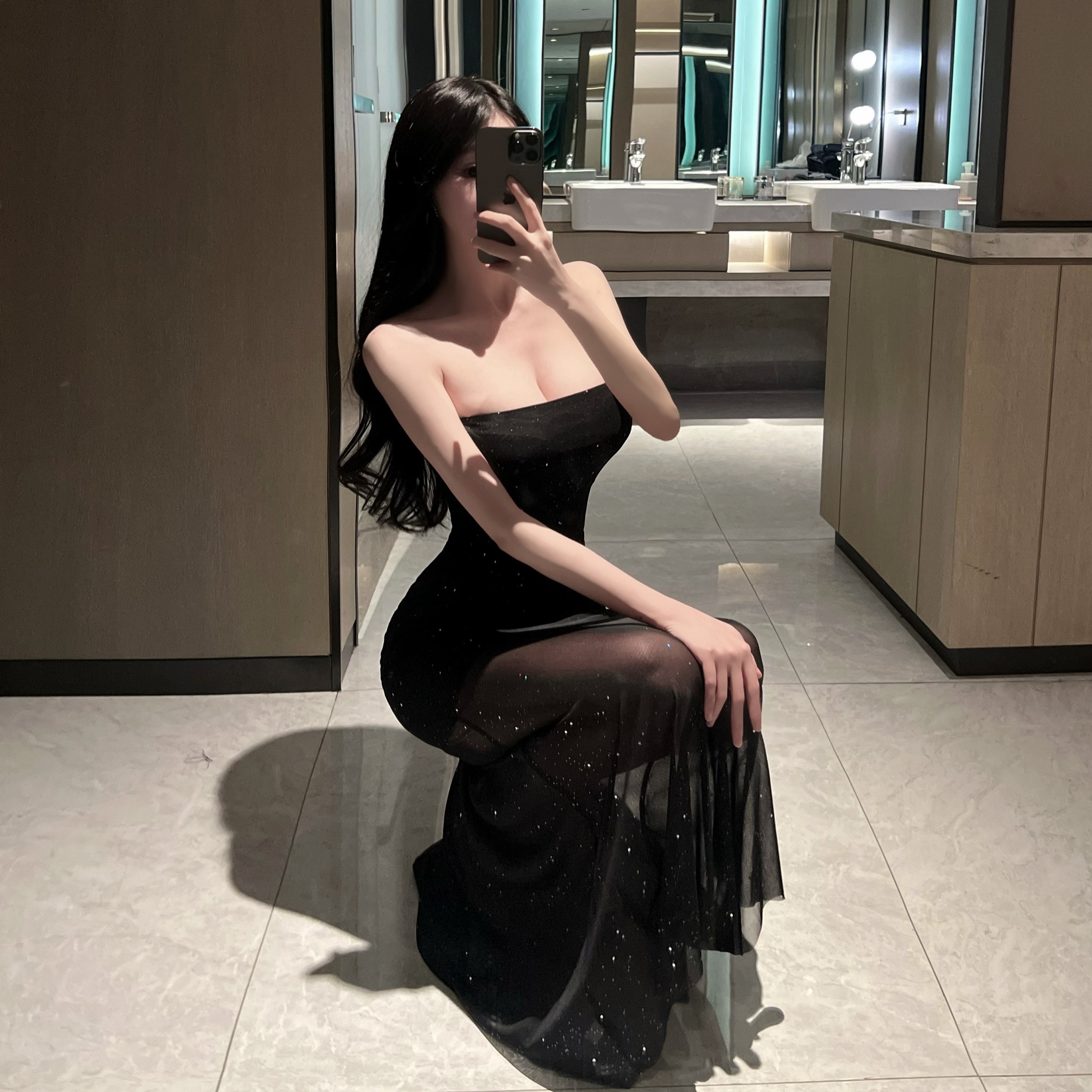 性感抹胸裙网纱黑色拼接收腰显瘦