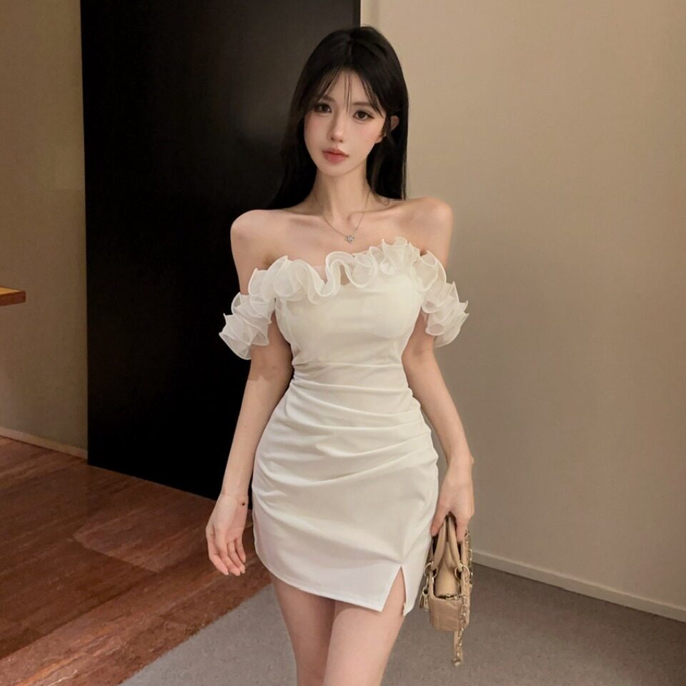 性感抹胸连衣裙褶皱显瘦