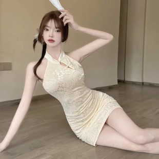 网红主播小众纯欲性感挂脖新中式短款旗袍连衣裙女紧身包臀短裙子