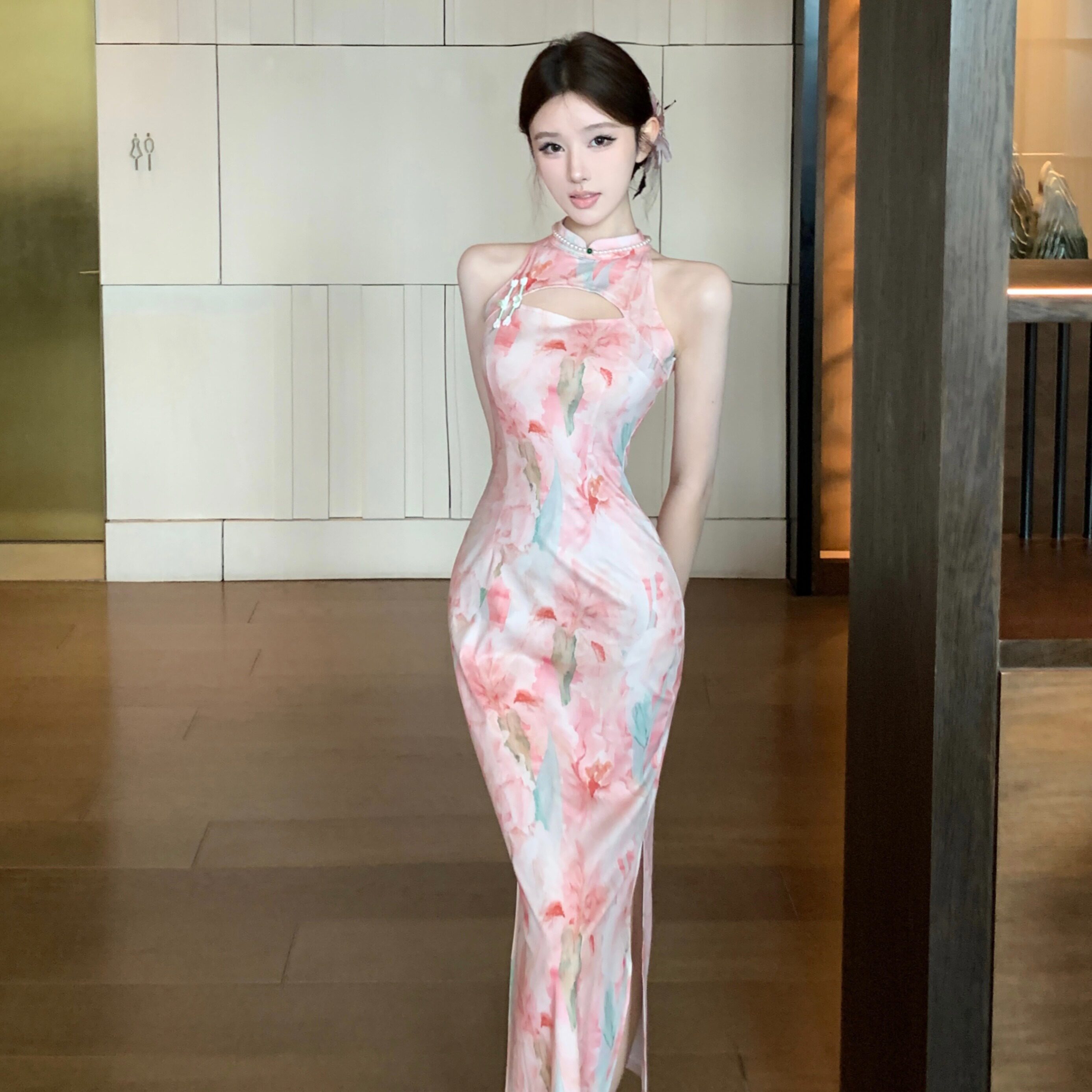 新中式复古印花国风减龄年轻款修身包臀开叉改良旗袍连衣裙女日常