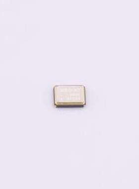 0132M4-25.000F08DTNLL 无源晶振 25MHz 8PF ±10PPM40~85℃±2