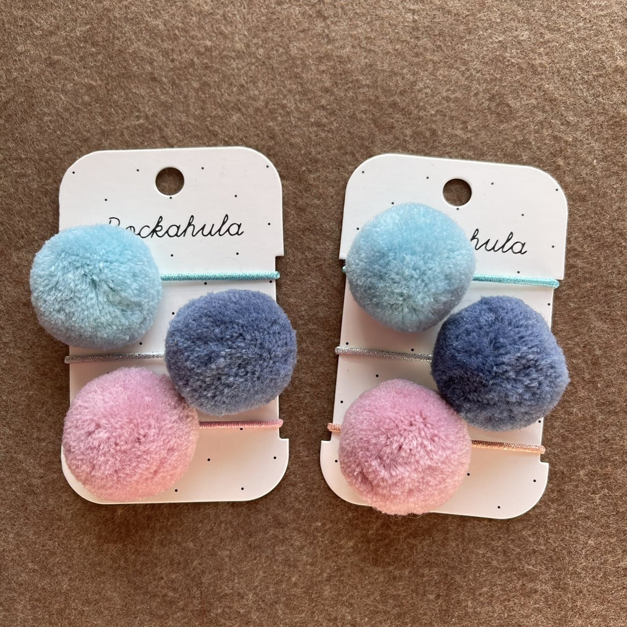 2025年出口英国儿童发圈可爱毛球球莫兰迪色调迷你皮筋小女孩发饰