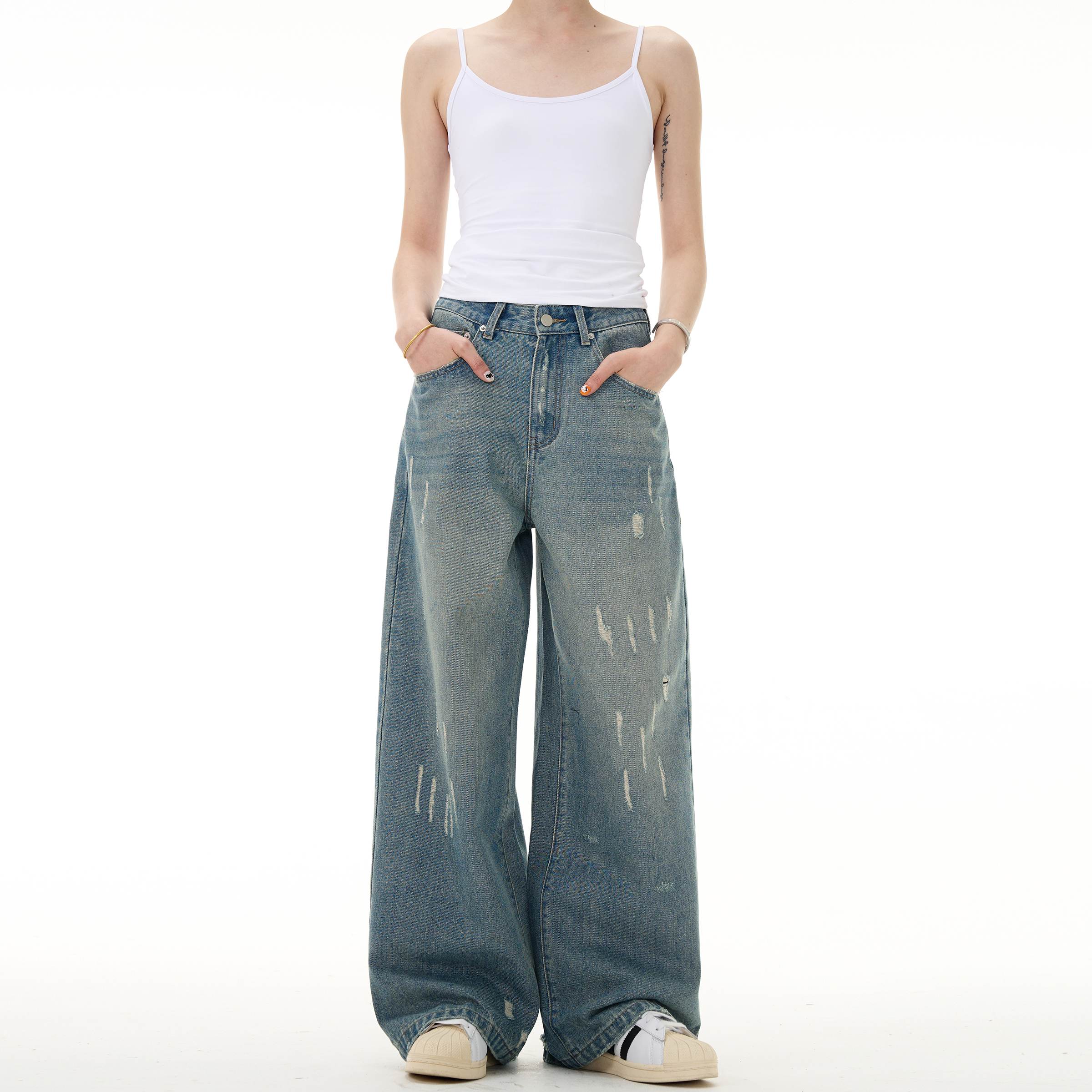 MADWITCH复古水洗破洞牛仔裤