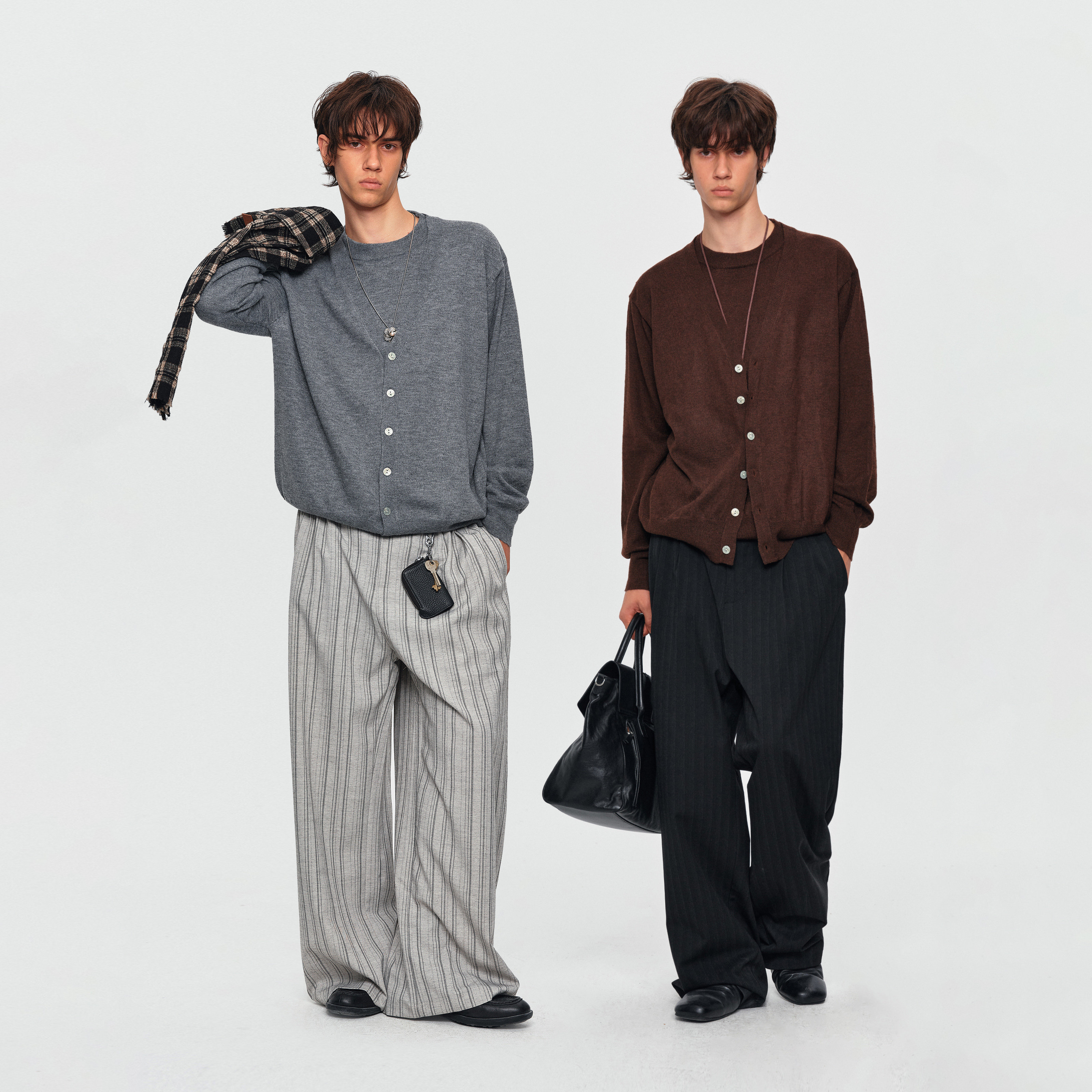 MADWITCH假两件叠穿针织衫毛衣图片