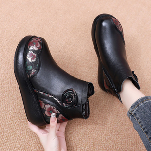 复古民族风妈妈鞋真皮厚底短靴女冬季中老年皮鞋软底保暖加绒棉鞋