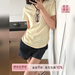 松弛感浅黄色针织短袖T恤女夏季2026新款清迈穿搭tee薄款透气上衣