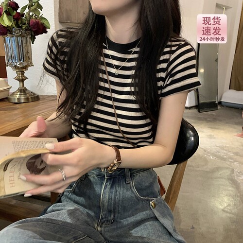 美式复古辣妹条纹正肩短袖T恤女夏季撞色修身显瘦miu系短款小上衣