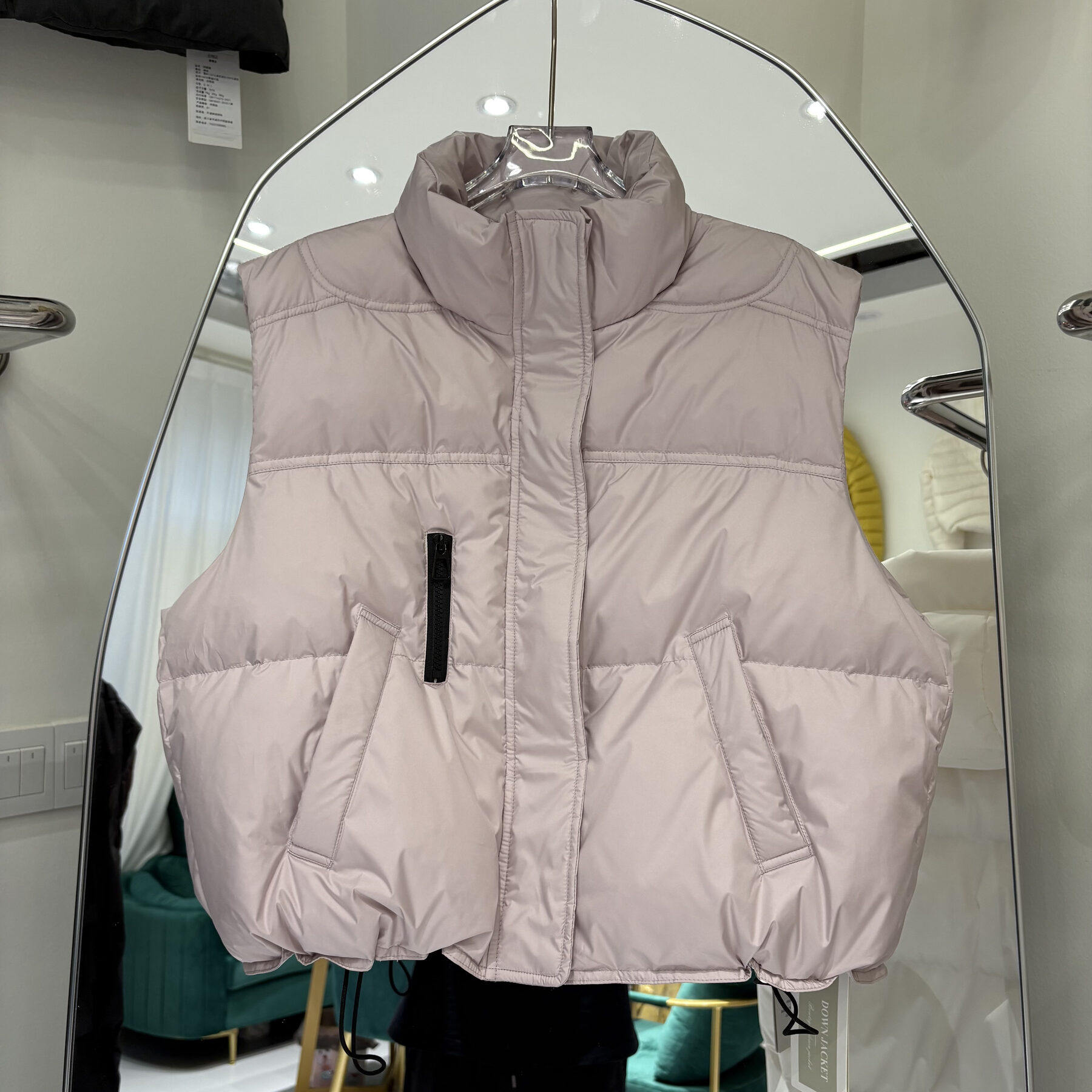 秋冬韩版宽松立领羽绒服马甲女短款保暖背心坎肩外套时尚休闲
