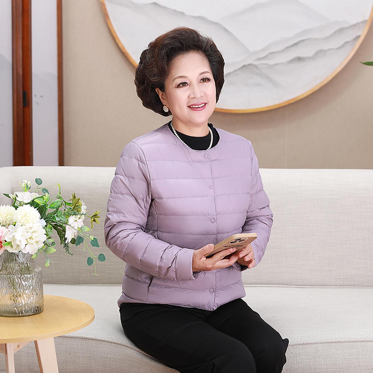 轻薄胖妈妈短款加肥加大码羽绒服