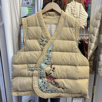 新中式国风刺绣羽绒服女短款小个子盘扣唐装马甲背心外套