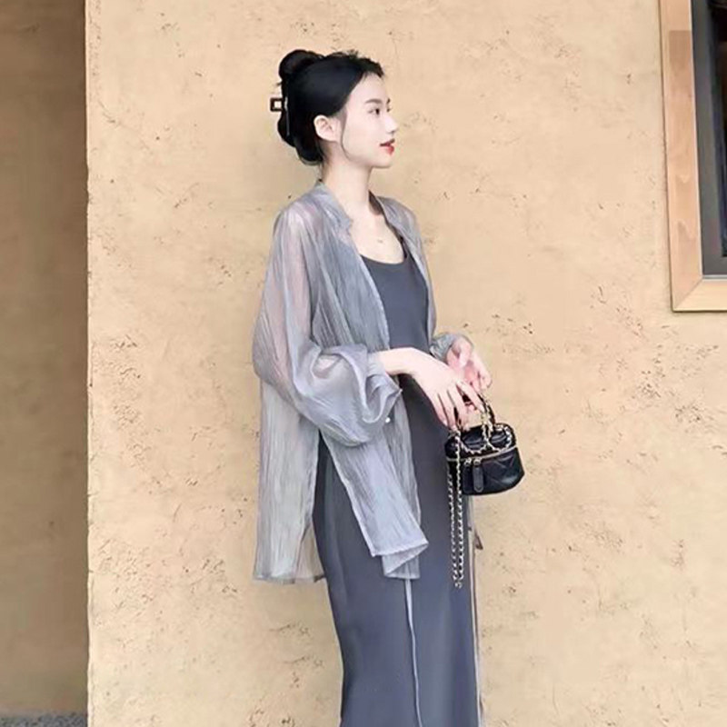 真丝轻奢防晒衬衫女士夏季高级感薄款外搭披肩开衫桑蚕丝宽松罩衫