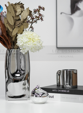 轻奢样板房间客厅餐厅现代轻奢摆件桌面软装电镀花器干花花艺组合