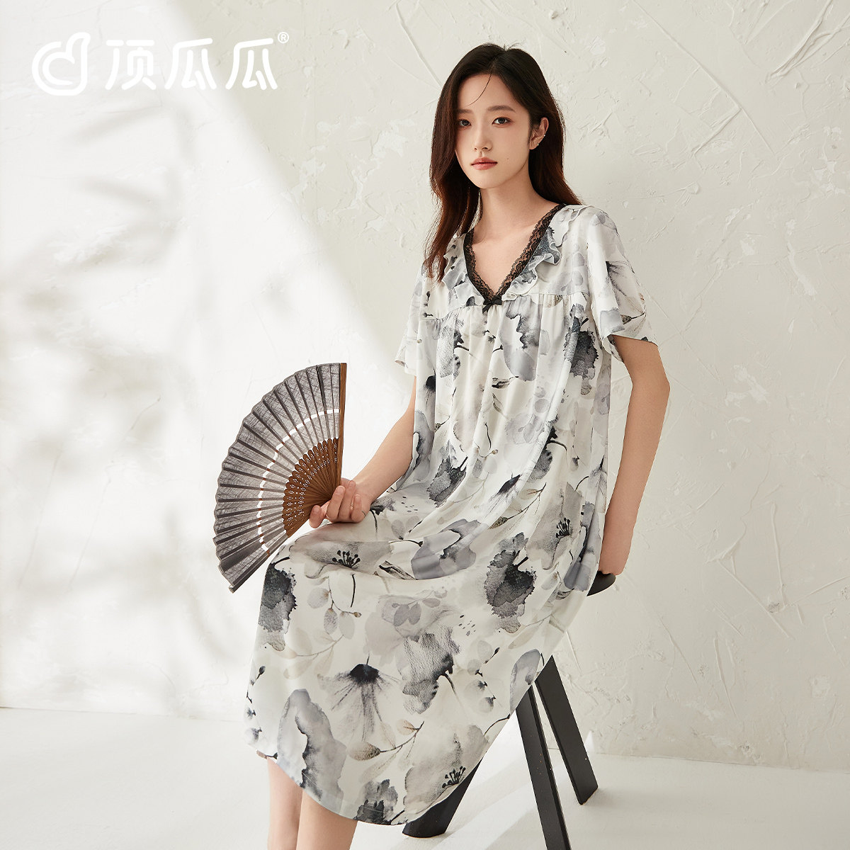 顶瓜瓜冰丝凉感睡裙女款夏季短袖