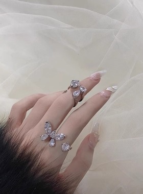 克拉恋人 小众设计高级感轻奢个性夸张镶钻戒指女2025爆闪新款