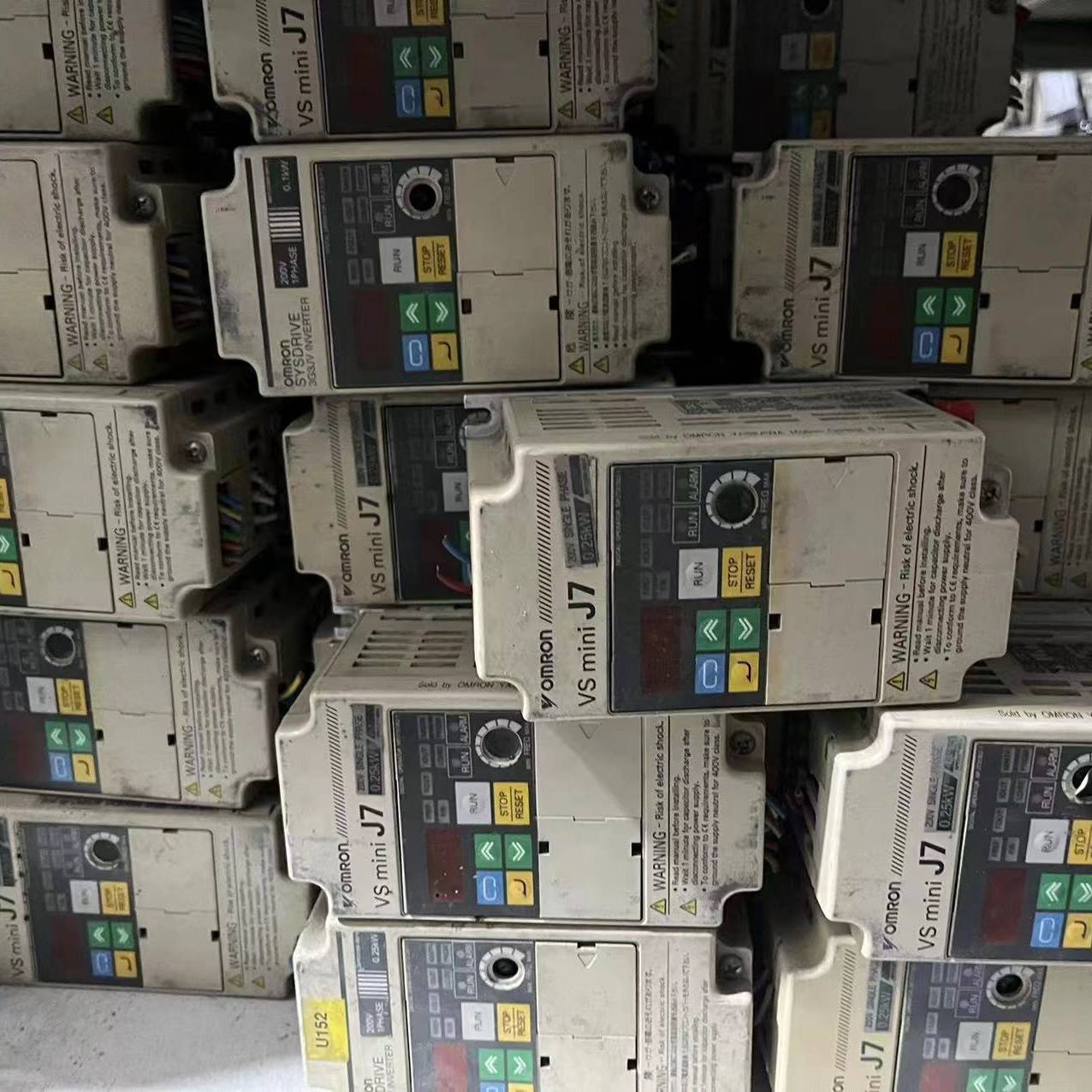 配件变频器CIMB-J7AZB0P1 CIMR-J7AZB议价