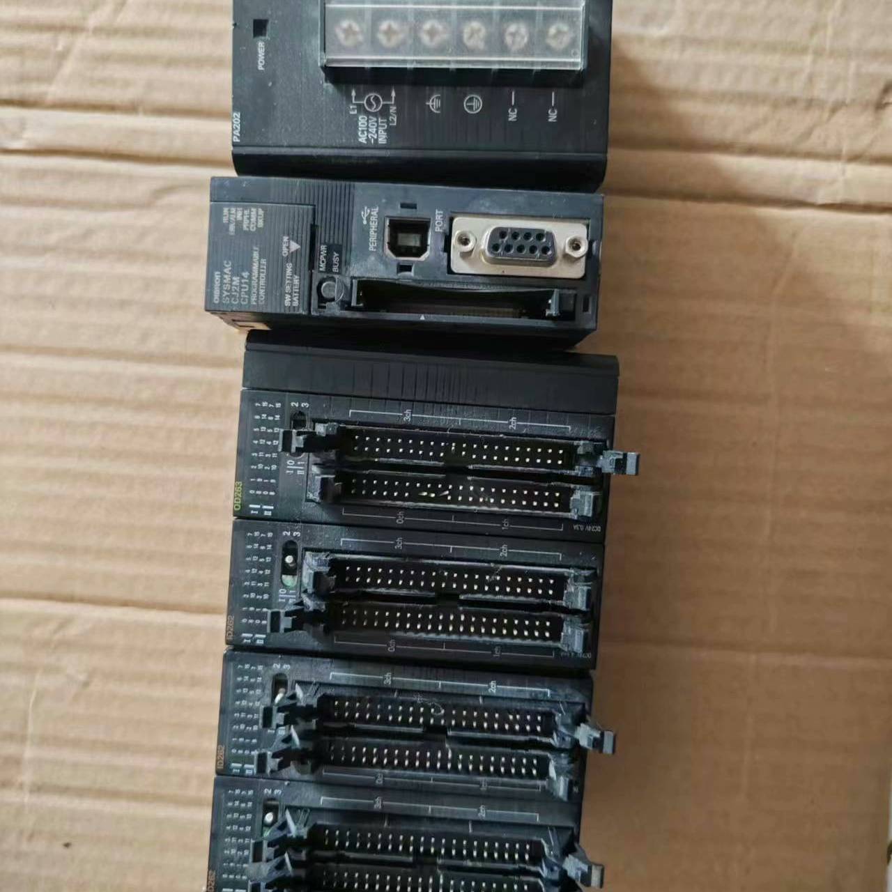 配件CJ2M-CPU14 一组上传图片议价